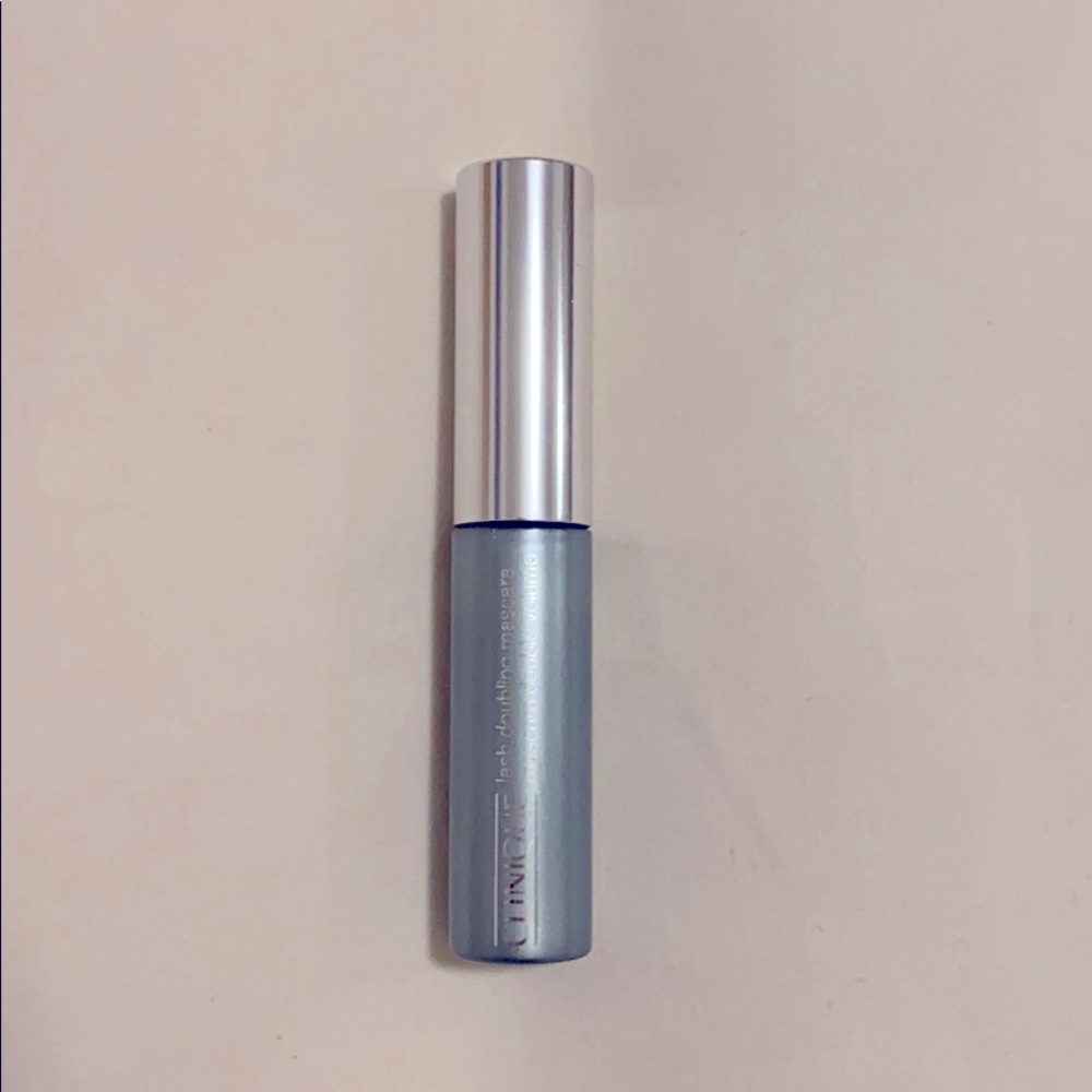 Host Pick! Clinique Black Lash Doubling Mascara - Picture 2 of 4
